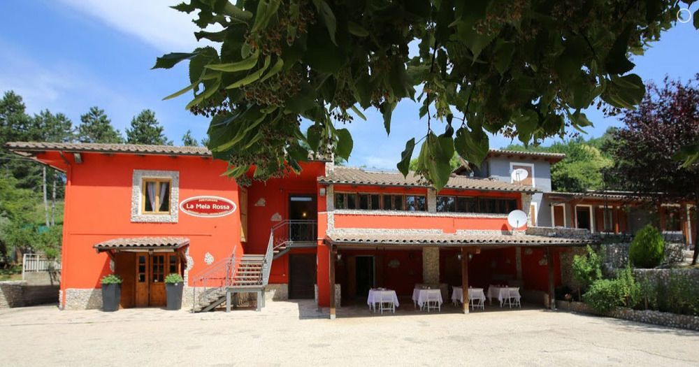 La Mela Rossa Villa Terni Exterior photo